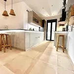 Casa Lucia * אסטפונה